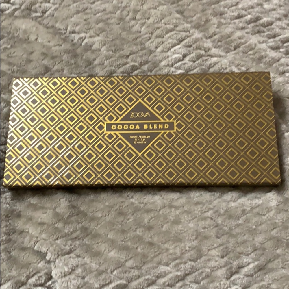 Zoeva cocoa blend